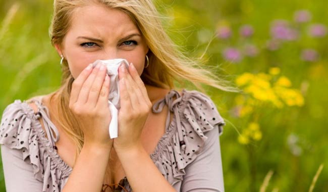 8mila starnuti al giorno, nessuna allergia incredibile episodio di una ragazza