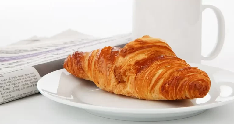Croissant, il cornetto francese non è francese