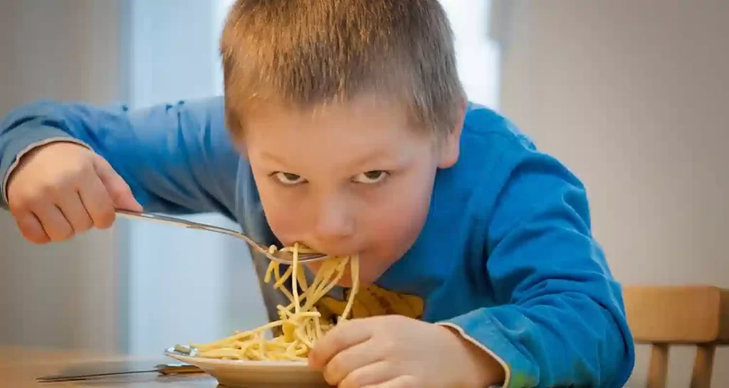 Un errore comune che facciamo quando mangiamo gli spaghetti