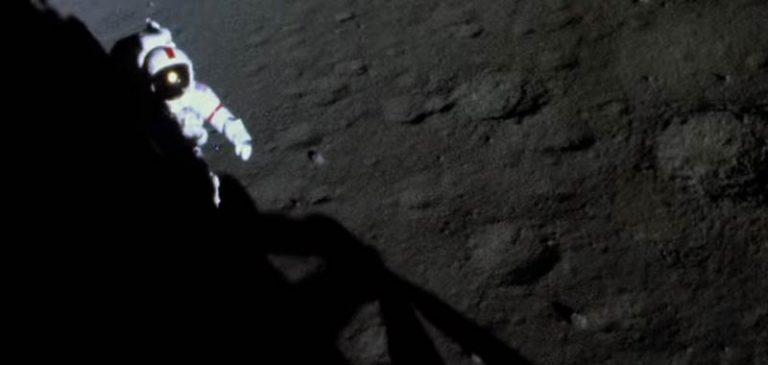 Tre episodi strani sulla Luna: prove o solo teorie?