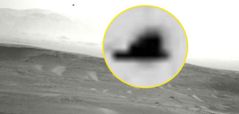 Marte: Un foto del rover Curiosity mette in crisi la Nasa?