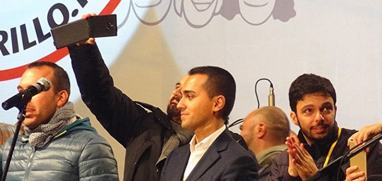 Napoli, assenze pesanti alla grande festa del Movimento 5Stelle