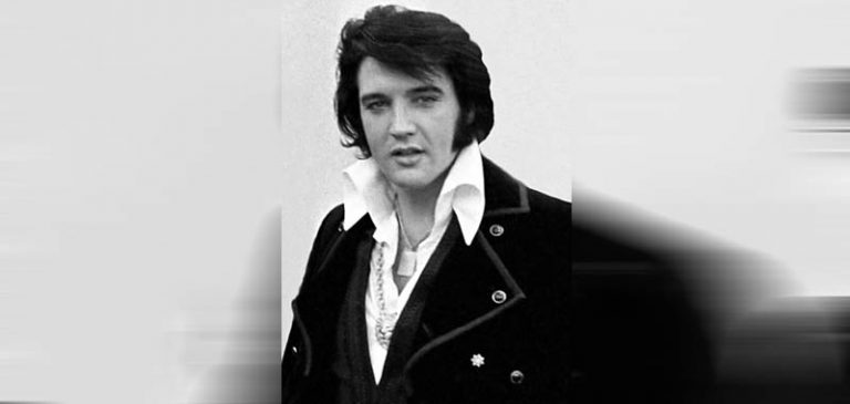 Quel misterioso errore sulla tomba di Elvis Presley
