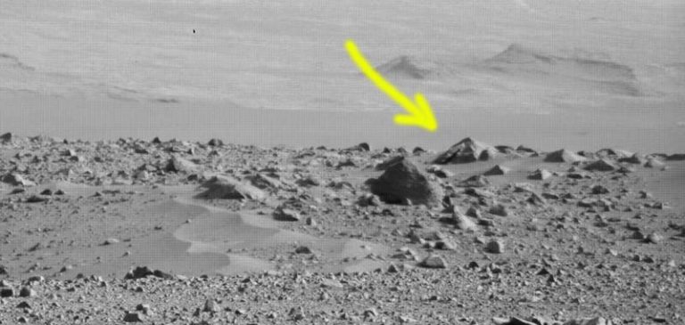 Marte, in uno scatto due antiche piramidi?