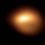 Cosa succede a Betelgeuse la stella si oscurata improvvisamente