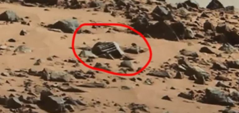 Marte, ingresso di un antico tempio alieno sul pianeta rosso?