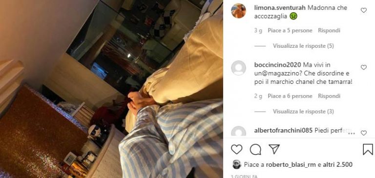 Paolo Bonolis, la moglie sotto un attacco incrociato sui social