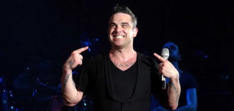 Robbie Williams: volevo liberarmi dei gas ma è successo l’irreparabile