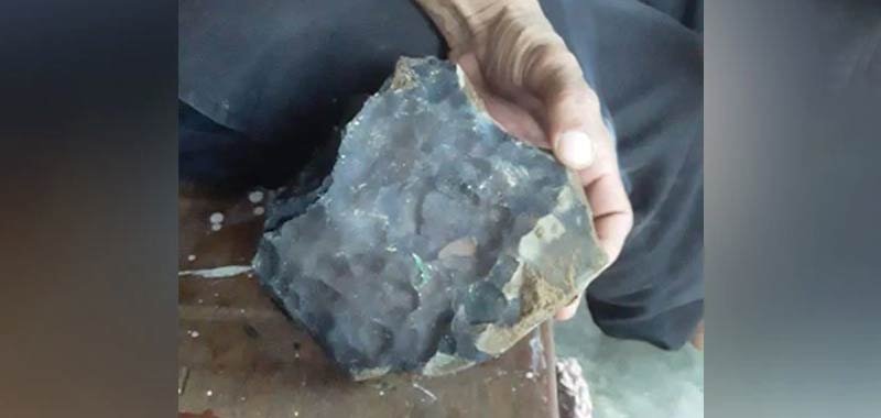 Diventa ricco grazie ad un meteorite caduto in casa