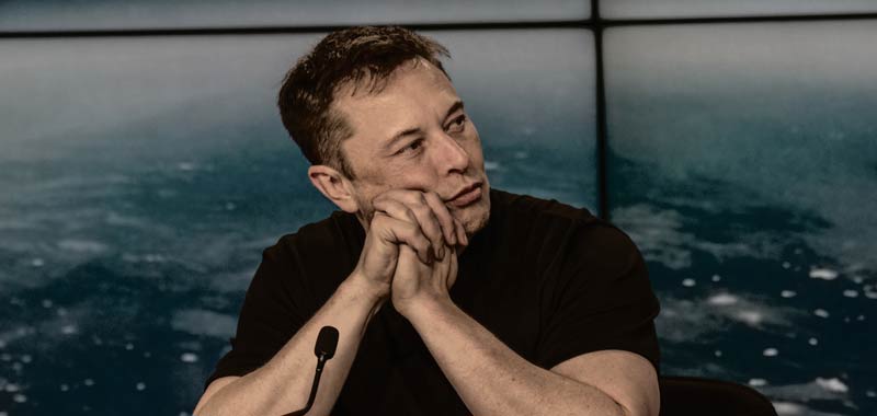 Elon Musk positivo e negativo al coronavirus nello stesso giorno