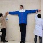 adolescente piu alto al mondo conquista il web