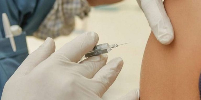 Covid-19: Nuova variante resistente ai vaccini parte dalla Danimarca