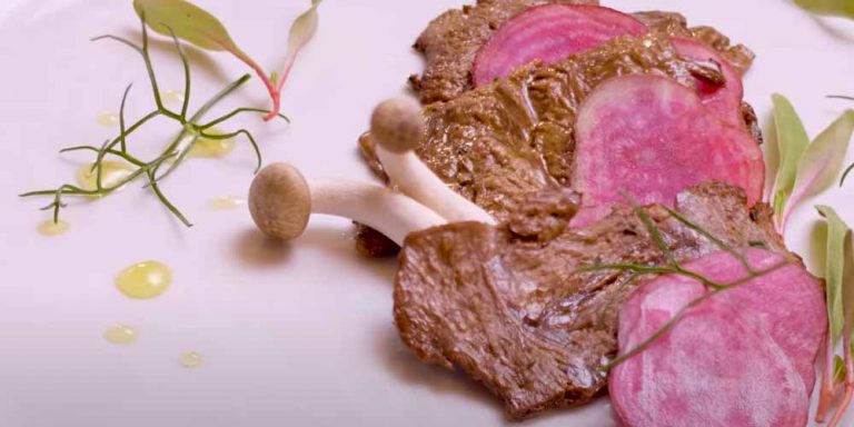 Nasce la prima bistecca di carne stampata in 3D