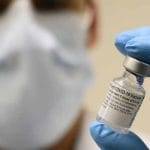 Vaccino Covid Coppie preferiscono aspettare per possibile infertilita