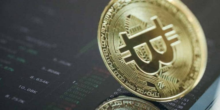 Bitcoin, risale e per molti continueranno gli investimenti