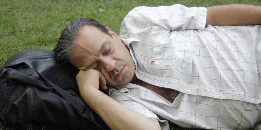 Dormire sei ore a notte è a rischio demenza veb.it