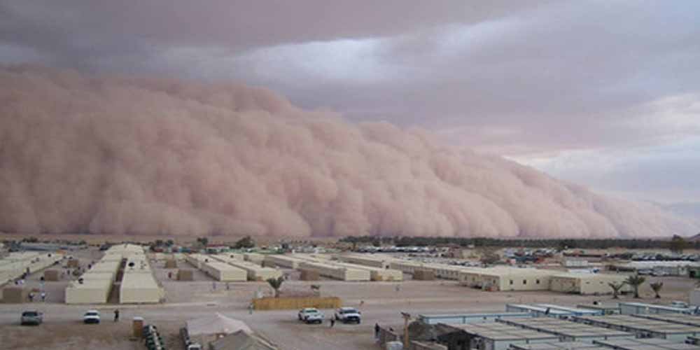 Tempesta di sabbia trasforma il giorno in un apocalisse