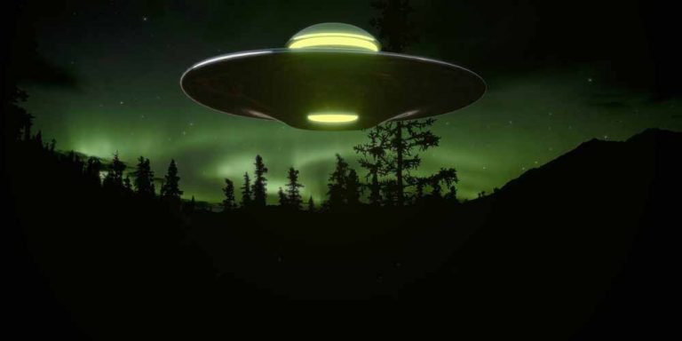 Uri Geller conferma: Siamo in contatto con gli alieni da 50 anni