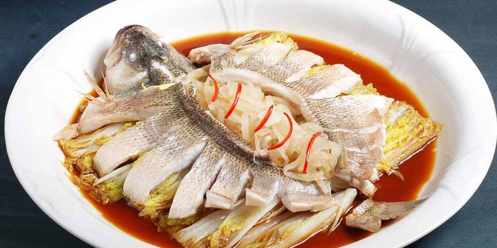 Emicrania mangiare pesce puo essere utile