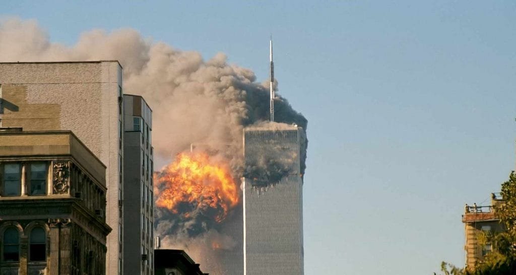 Trova una scatola dentro ci sono foto inedite de 11 settembre