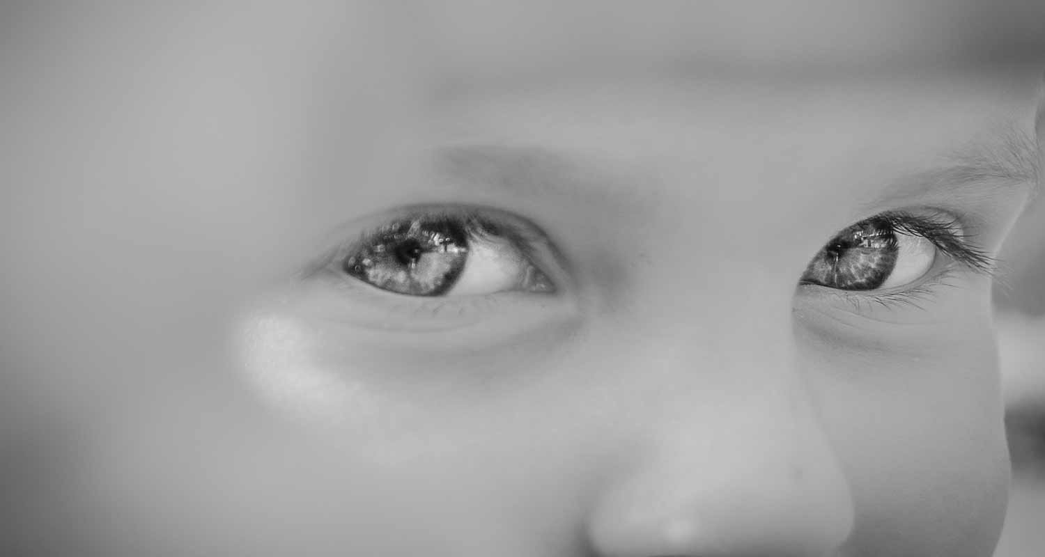 Il misterioso caso della ragazza che non cresce