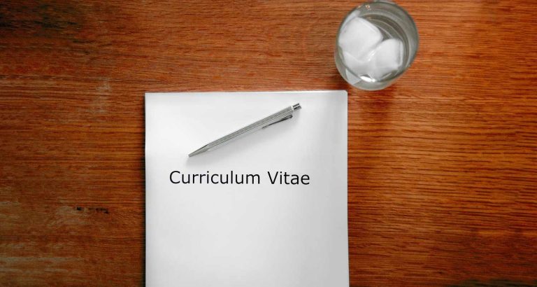 Come scrivere un Curriculum Vitae: Guida passo passo