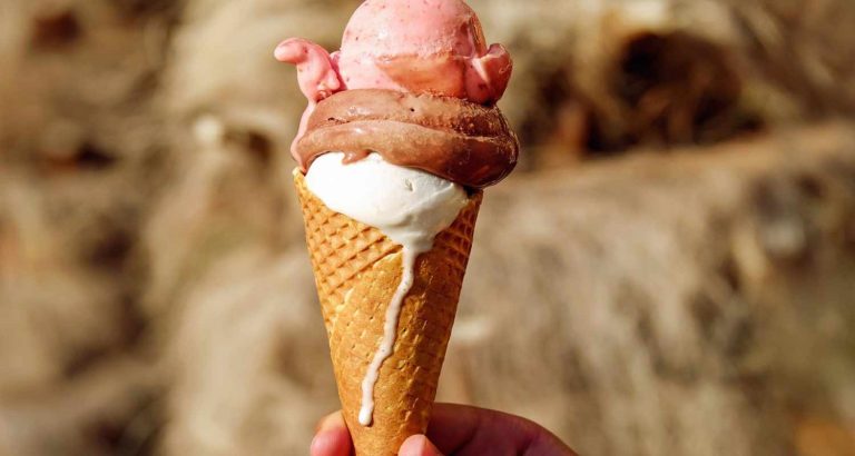 Cosa succede se mangi il gelato troppo velocemente?