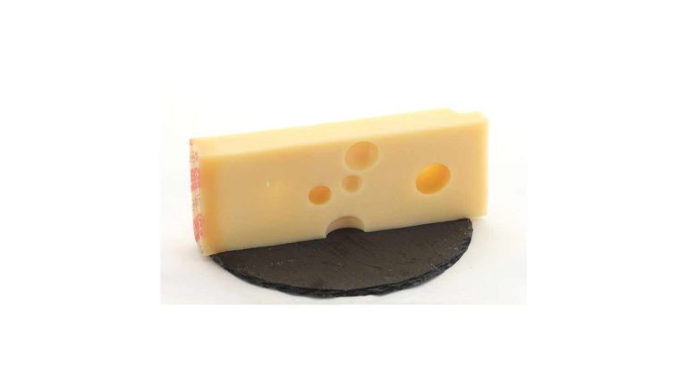 Ma come mai il formaggio svizzero ha i buchi?