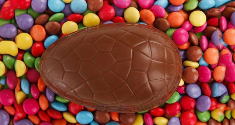 Sai perché a Pasqua mangiamo le uova di cioccolato? Ecco la risposta