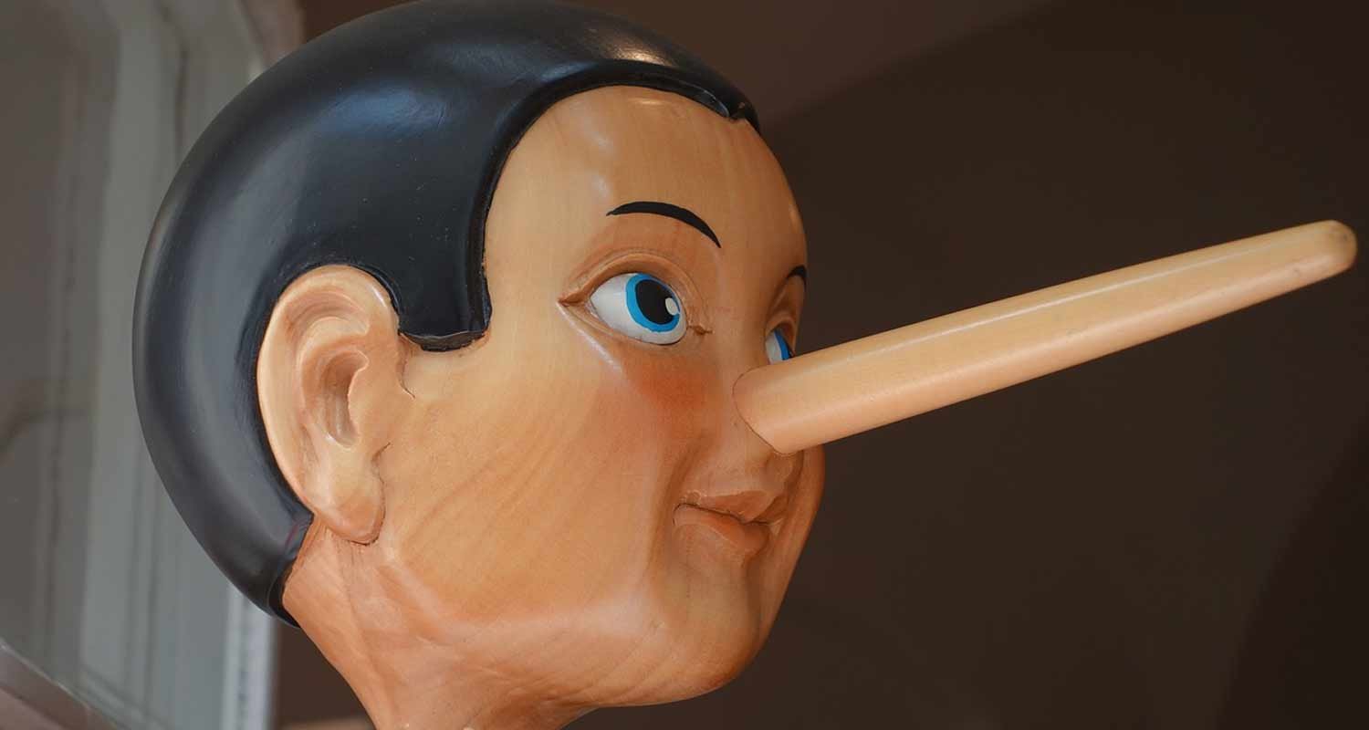 Soffriva di problemi respiratori aveva un dente nel naso