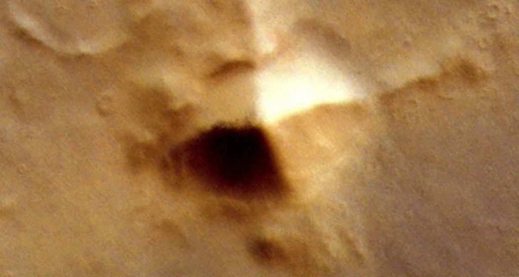 Piramide antica trovata sulla superficie di Marte