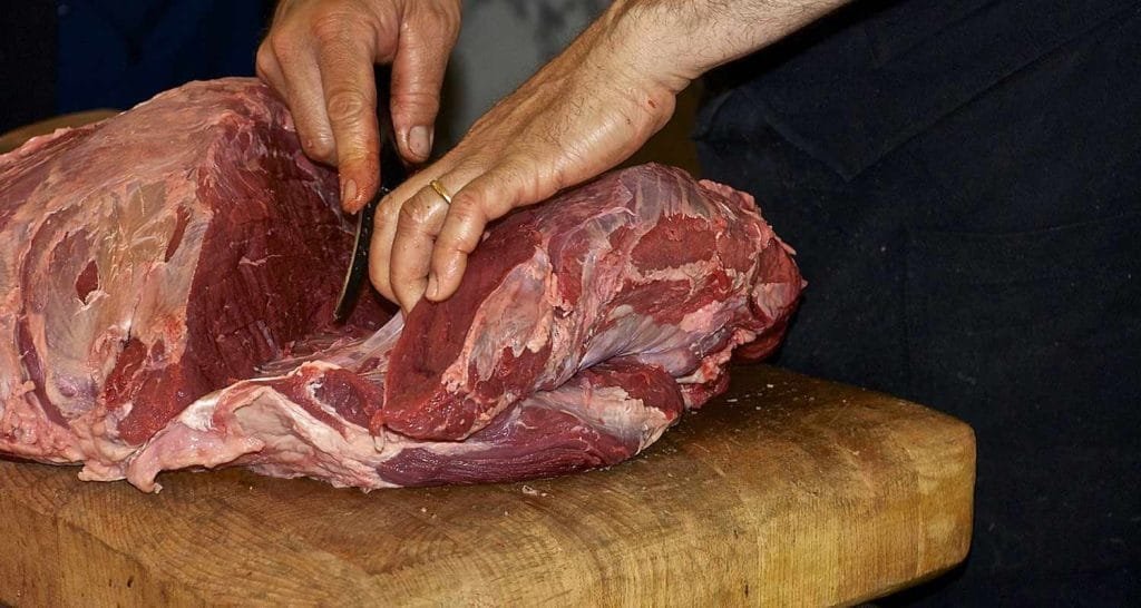 USA Mangia carne cruda e uova per 80 giorni