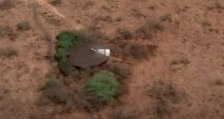 Enorme UFO catturato nelle immagini in Sud Africa