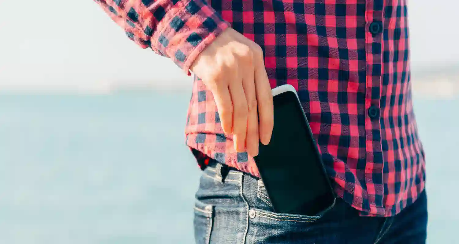 Ecco perche non devi tenere il cellulare in tasca