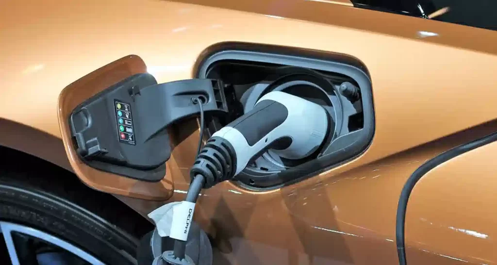 Il mercato delle auto elettriche potrebbe crollare tra qualche anno