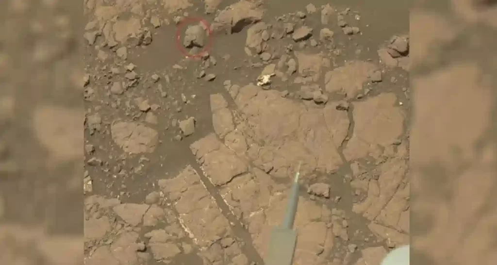 Ancora una roccia strana ritrovata su Marte