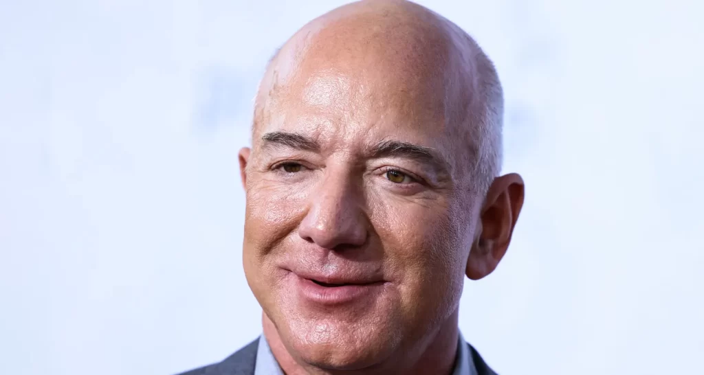 Jeff Bezos sta regalando tutto perche