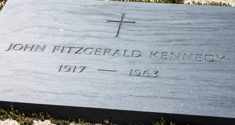 Stati Uniti declassificano migliaia di documenti sull’assassinio di Kennedy