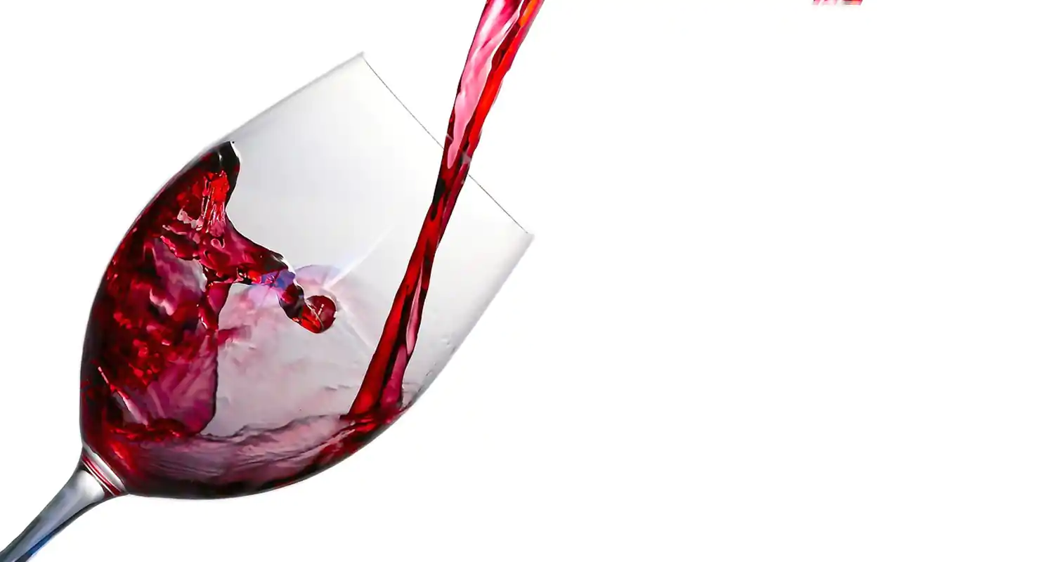 Come togliere la macchie di vino rosso con un trucco