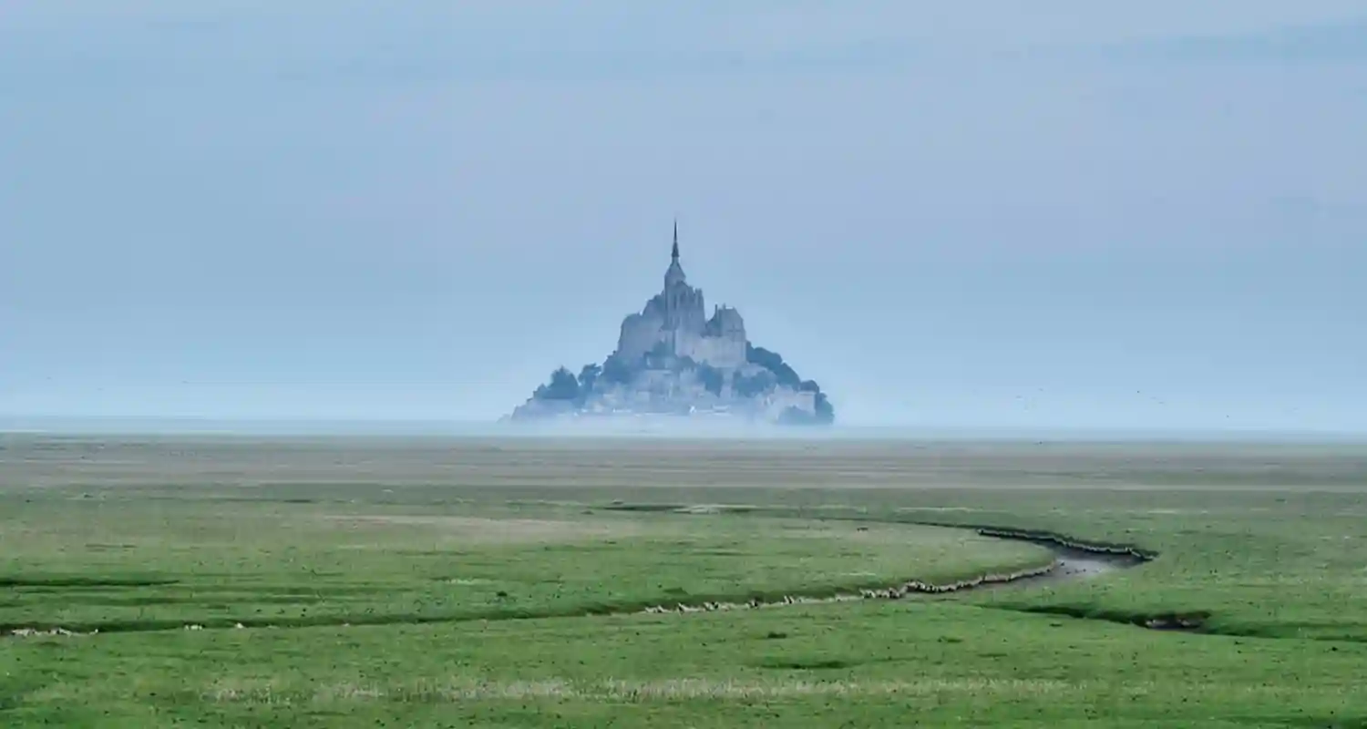 Il segreto sotterraneo della Terra ci sono civilta aliene viventi nelle profondita