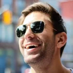 Quali sono i possibili rischi e complicazioni associate alle faccette dentali