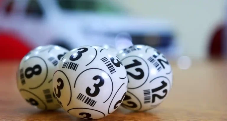 Scopri il segreto del matematico che ha sconfitto la lotteria e vinto 14 volte!