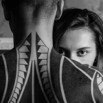 5 segni distintivi per riconoscere una persona falsa