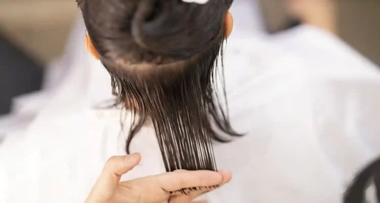 Credenze popolari: Mai tagliarsi i capelli da soli