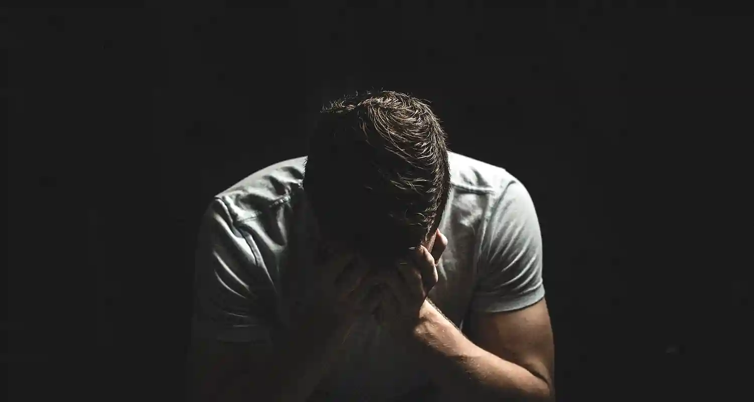 5 segni che stai crollando mentalmente