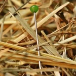 Superstizioni Antico rituale dello spillo ne acqua bollente