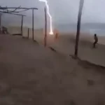 Incredibile due persona colpite da un fulmine mentre passeggiavano