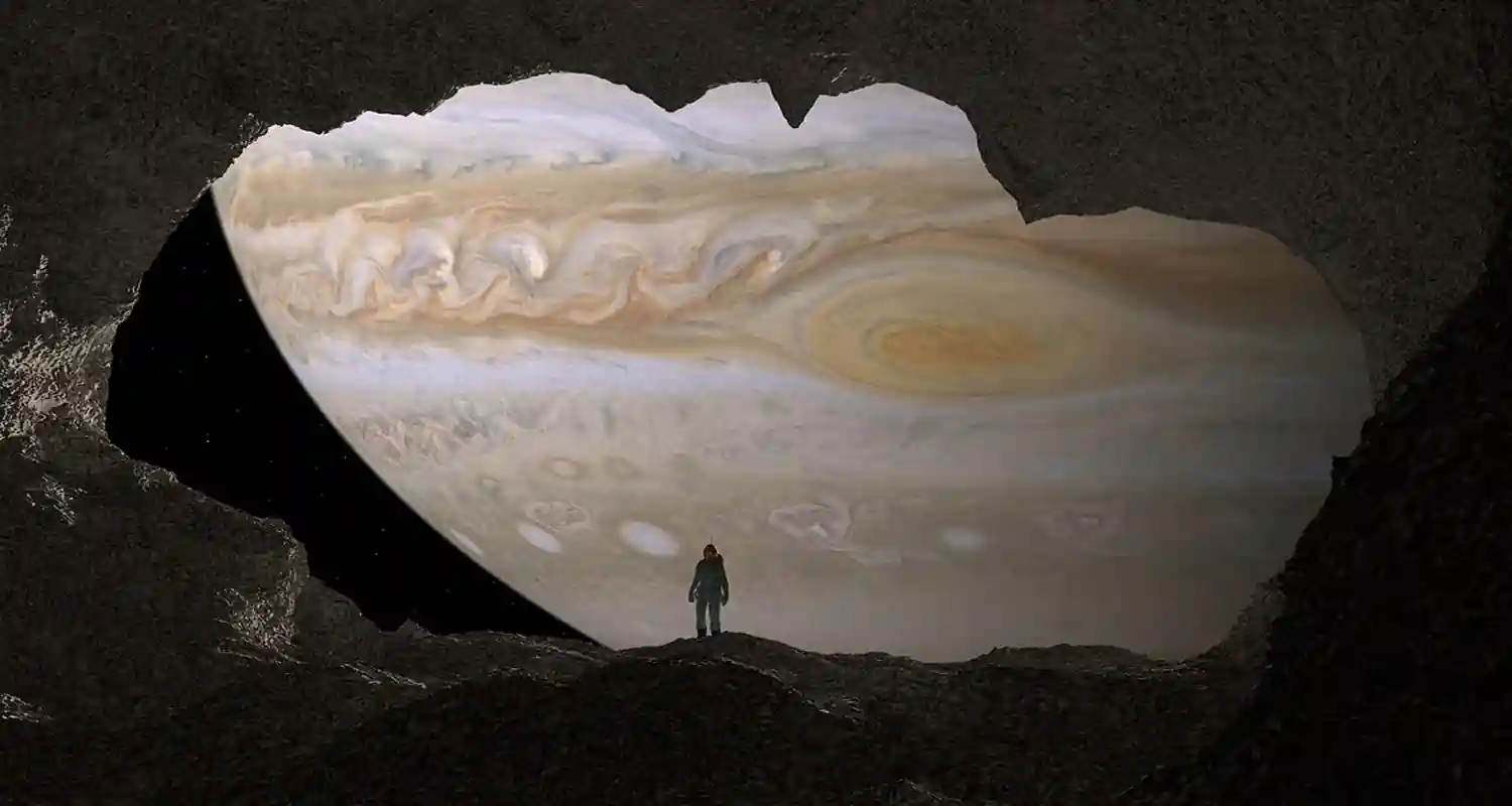 Uno strano oggetto schiantato su Giove