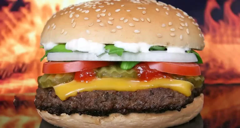 Ecco come seguire la dieta pur mangiando al McDonalds