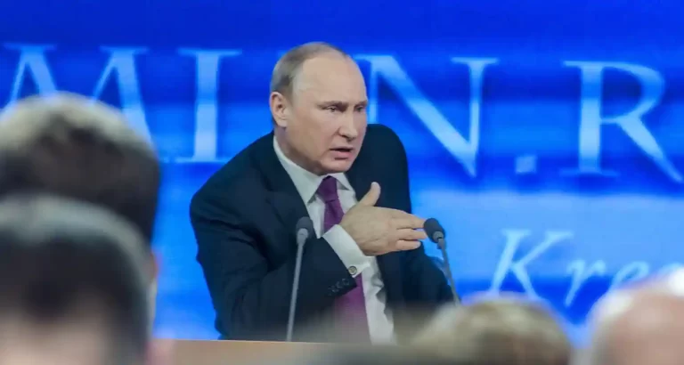 Il misterioso video di un Putin strano, fa il giro del web